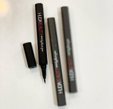 خط چشم ماژیکی مشکی چندضلعی HUDABEAUTY